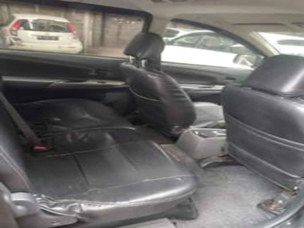 Bali car rental - avanza MT
