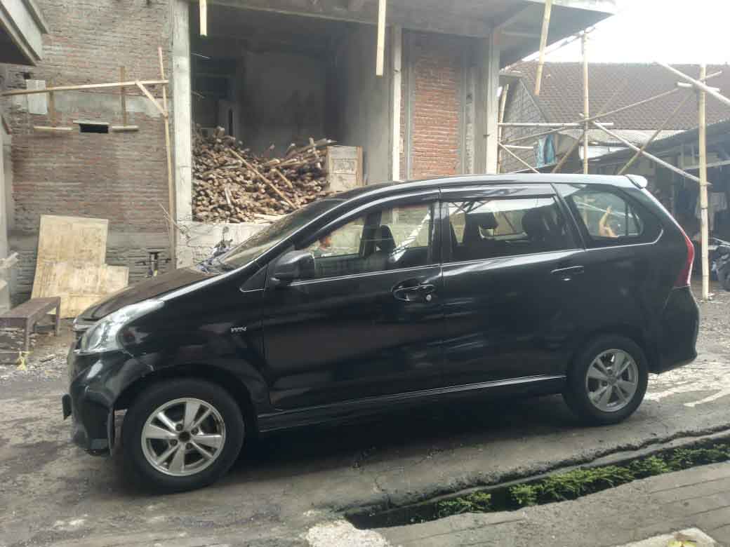 bali car rental - toyota avanza MT